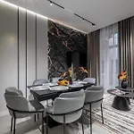 Apartment Alfa Bohomoltsia 11a