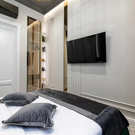 Apartment Alfa Bohomoltsia 11a