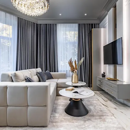 Alfa Bohomoltsia 11a * Lwów