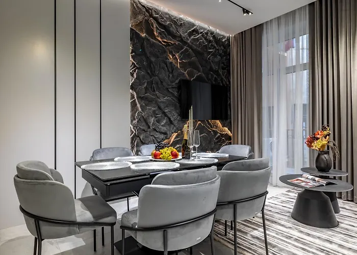 דירה Alfa Bohomoltsia 11a *