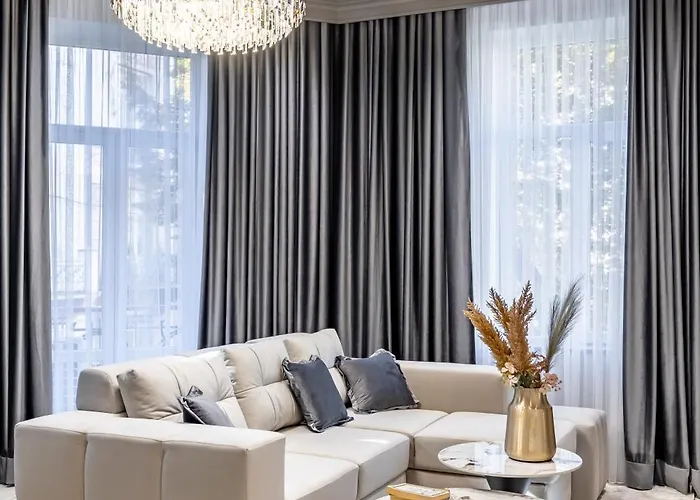 Alfa Bohomoltsia 11a * לבוב